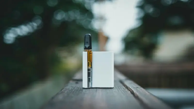 7 Benefits Of Buying THC Vapes From An Online Vendor